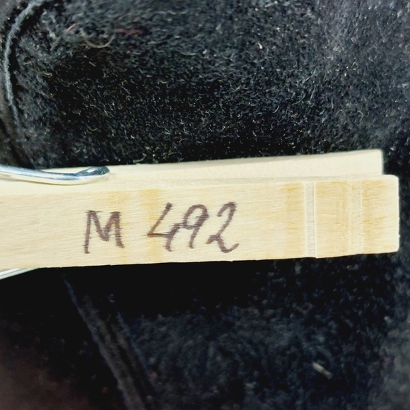 Aquatalia Black Suede Notched Block Heel Side Zip Ankle Boots M492 - Picture 12 of 12